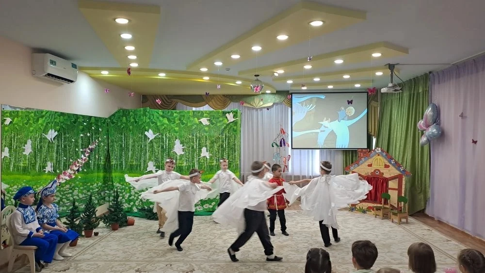 🎬Театрализованное представление по мотивам русской народной сказки "Гуси-лебеди"🪄 🦢�...