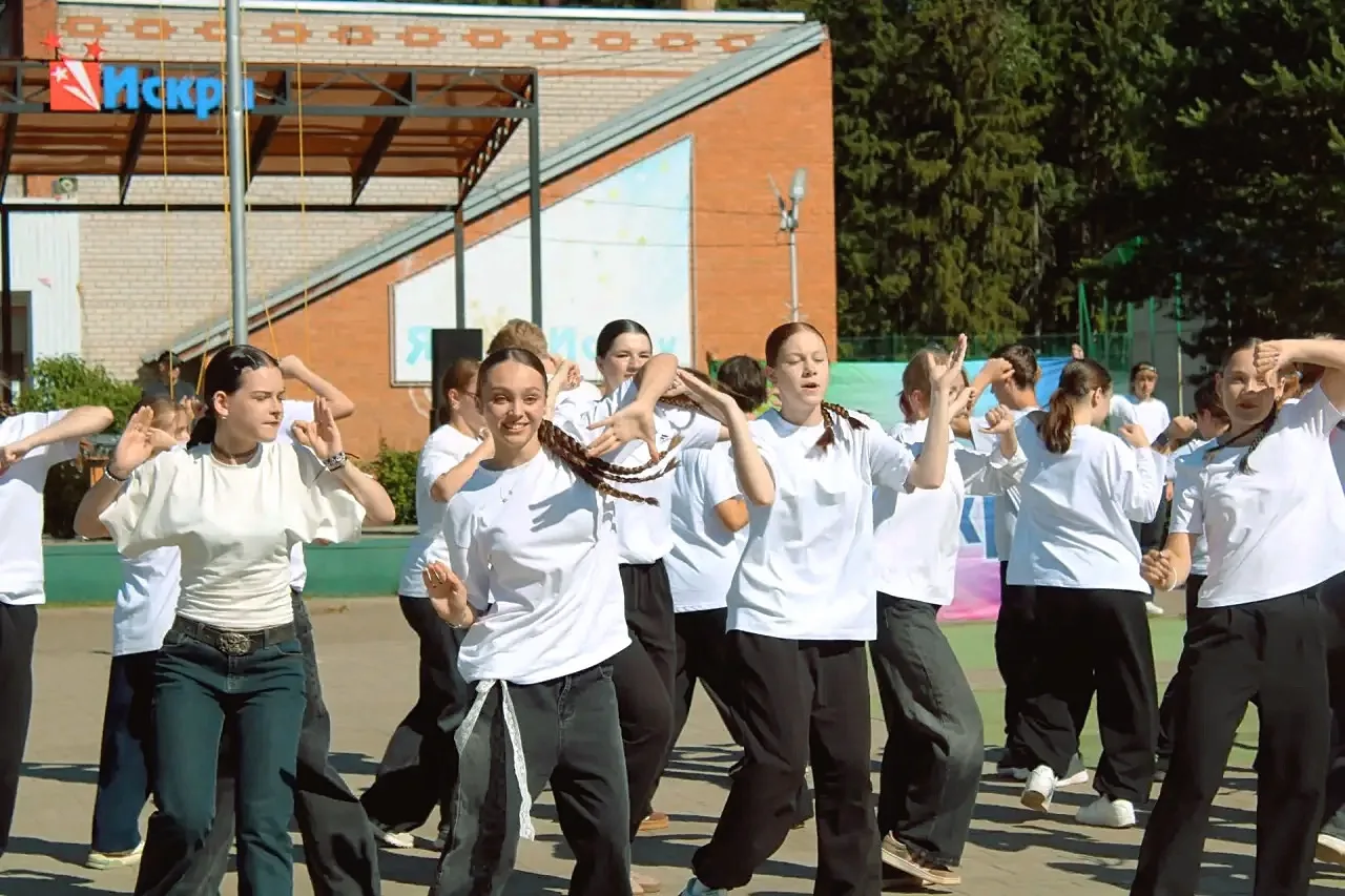 🔥 СТАРТ ДАН! З-Я
СМЕНА В «ИСКРЕ» ТОРЖЕСТВЕННО ОТКРЫТА!

Друзья, свершилось! 

В детском санатории «