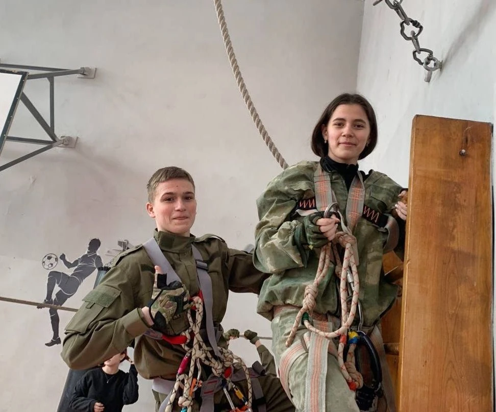 Патриоты малой Родины.

🪖Сегодня во Владимировской школе кипела настоящая борьба! Здесь прошел воен
