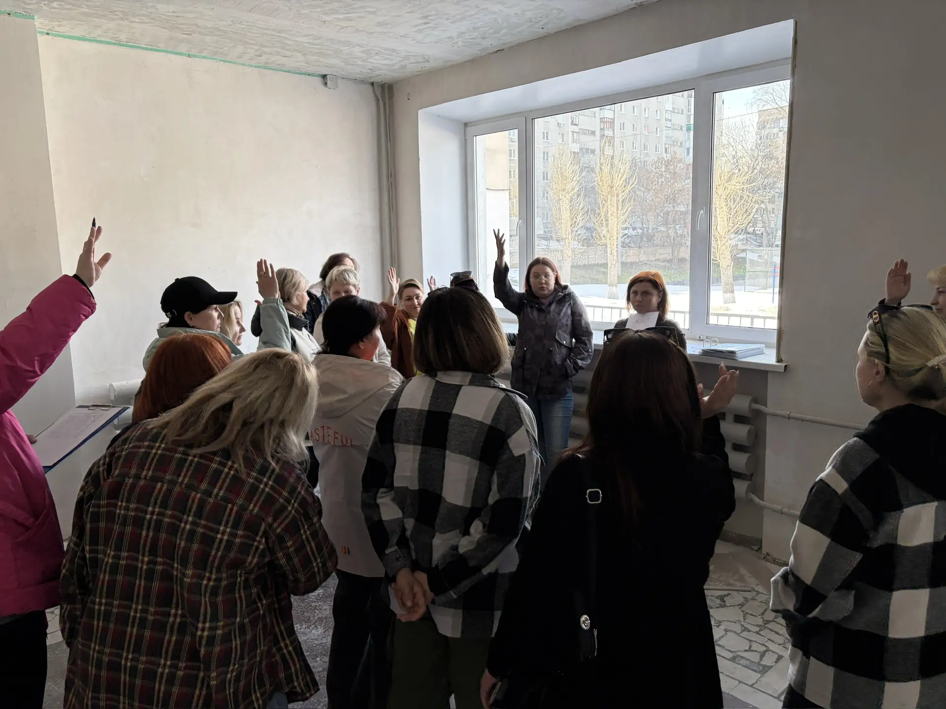 Встреча с родителями: ремонт школы в самом разгаре!  Сегодня в нашей школе прошла важная встреча с р