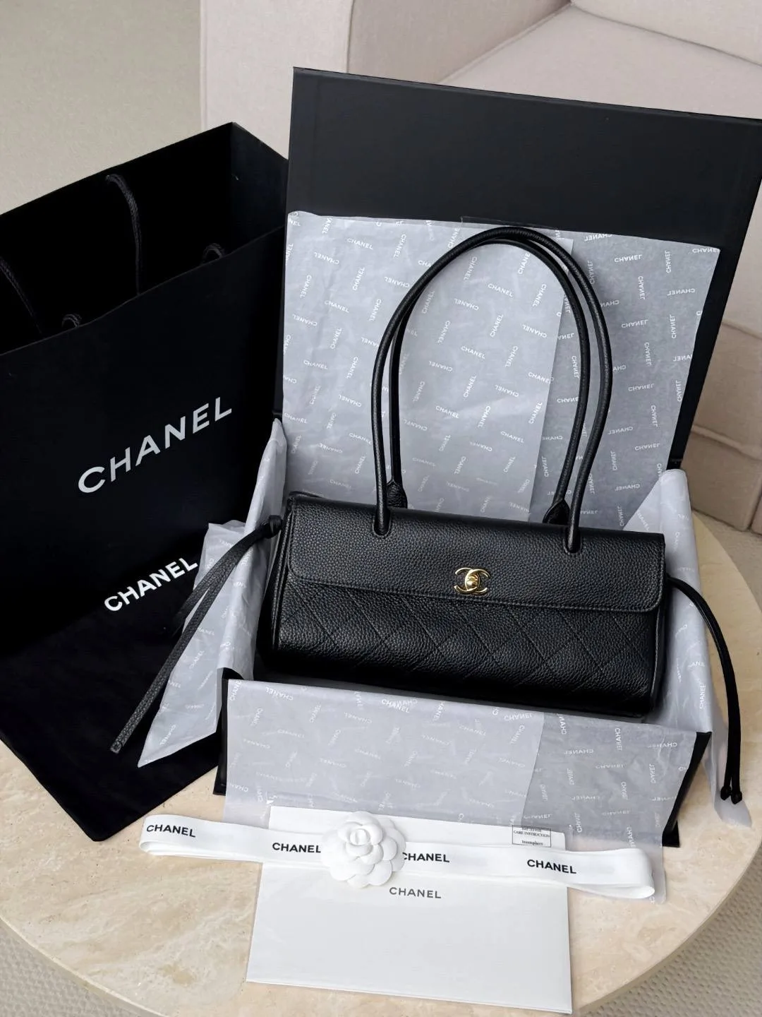 #Chanel small shopping bag
Под заказ, комплект бутика
873000 ₽

Контакты для заказа:
 Max   📩