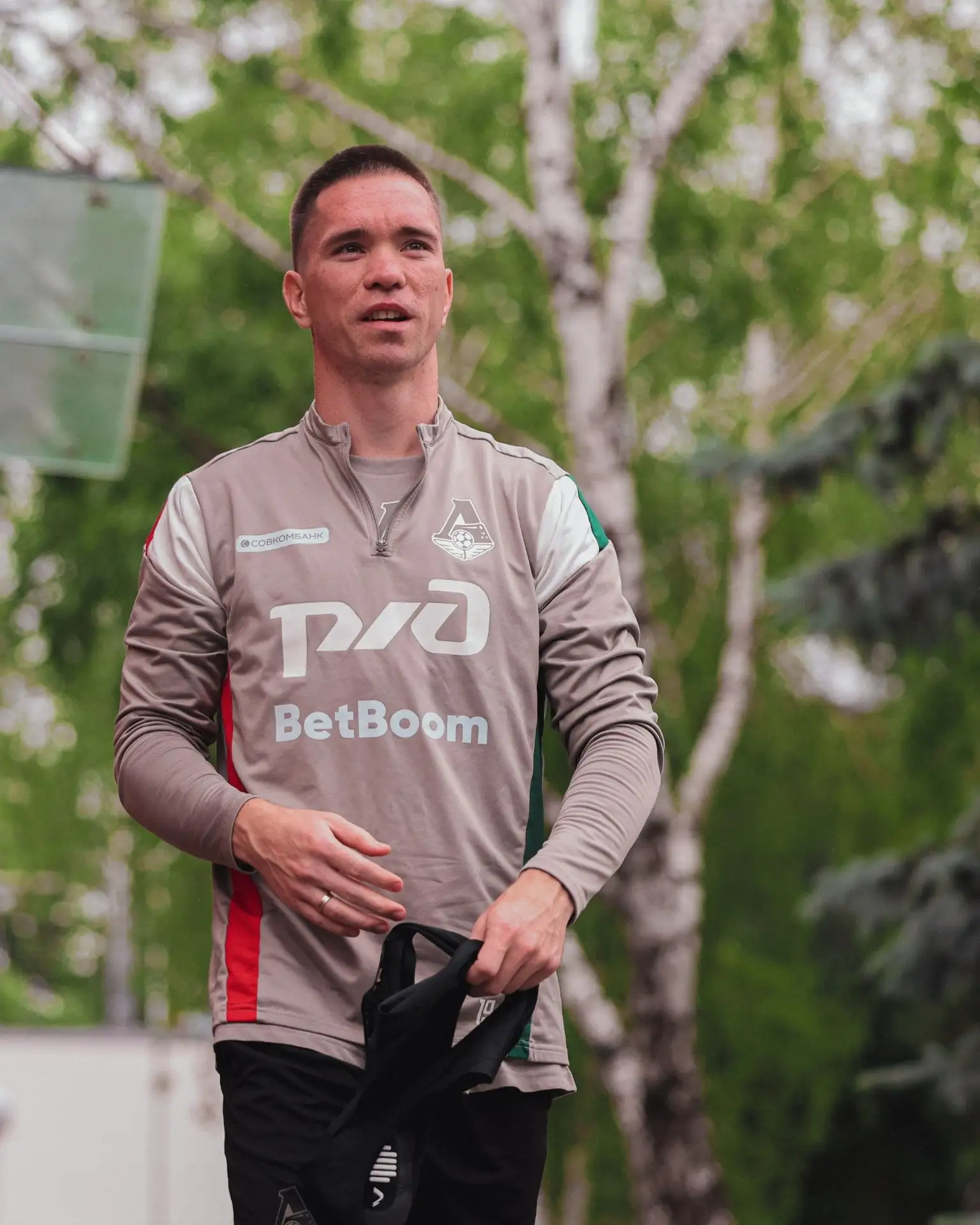 Привет из Баковки! Здесь мы проведём ближайший месяц 👋

#BetBoomСборы