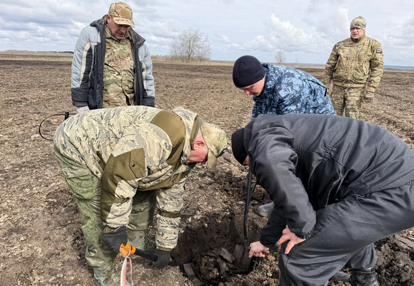 Члены военно-патриотического Клуба Академии ФСИН России «Поиск» обнаружили останки 6 красноармейцев 