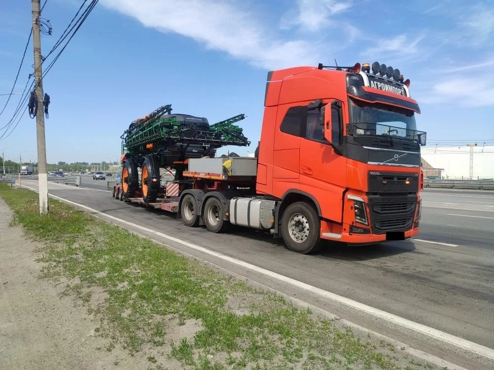 Сотрудники Ространснадзора и КГКУ «Алтайавтодора» выявили нарушения при проверке грузового транспорт
