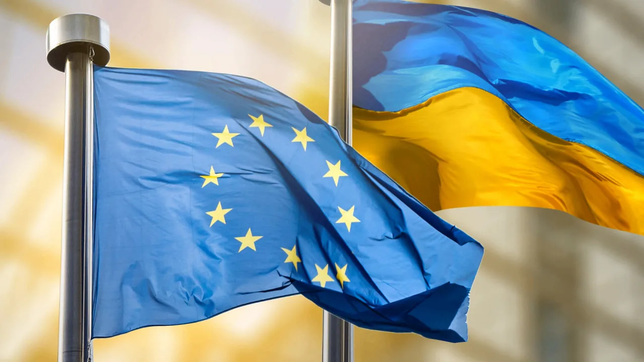 Венгрия заблокировала переговоры Украины и Молдавии о приеме в ЕС. Об этом сообщает Politico.

«Венг