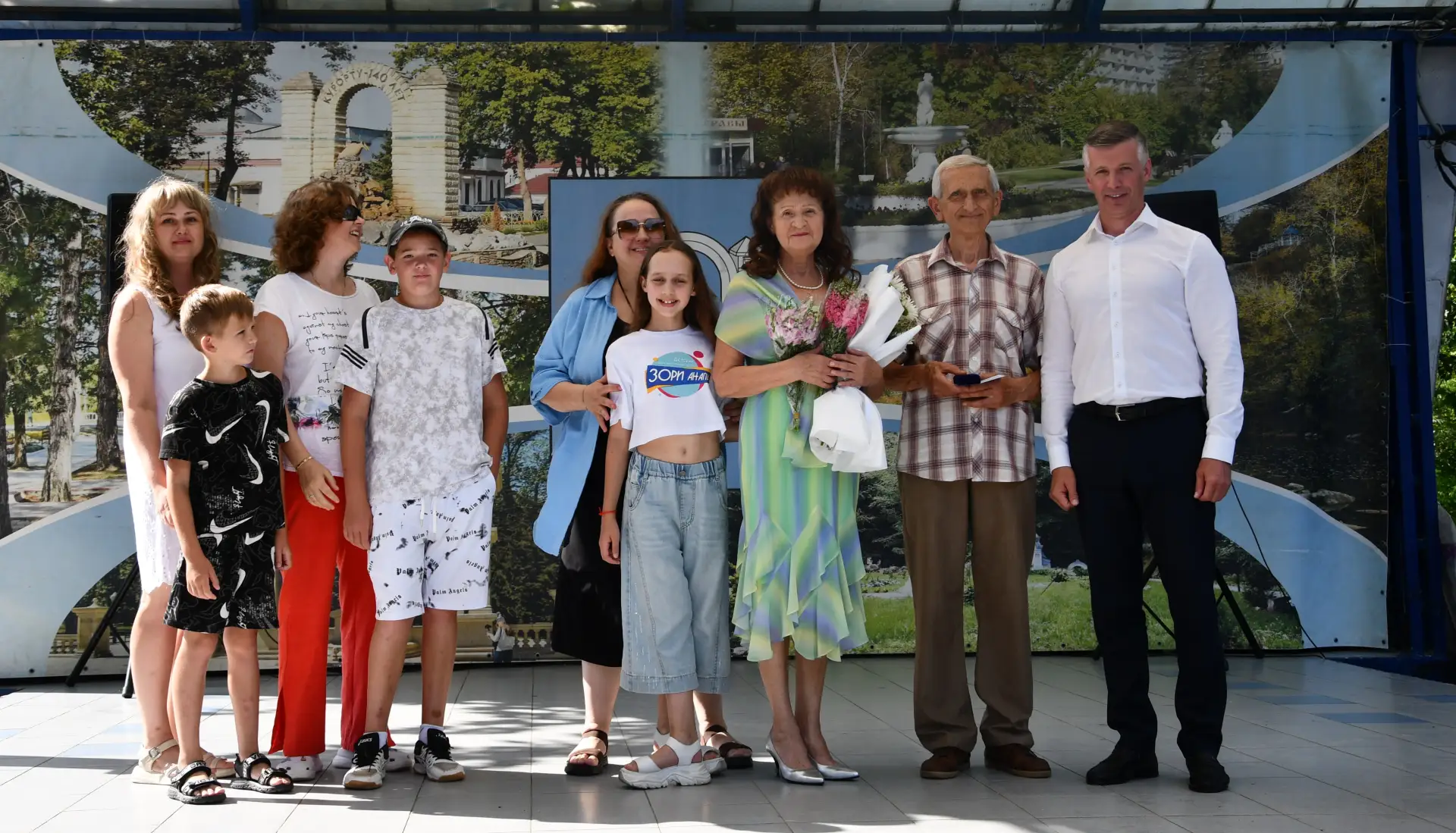 День семьи, любви и верности тепло отпраздновали в городском парке культуры и отдыха имени 30-летия 