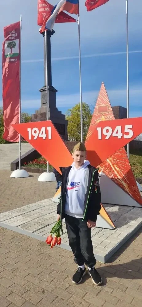 Доброе утро, дорогие друзья!  Поздравляем всех с началом новой рабочей недели и продолжаем присылать