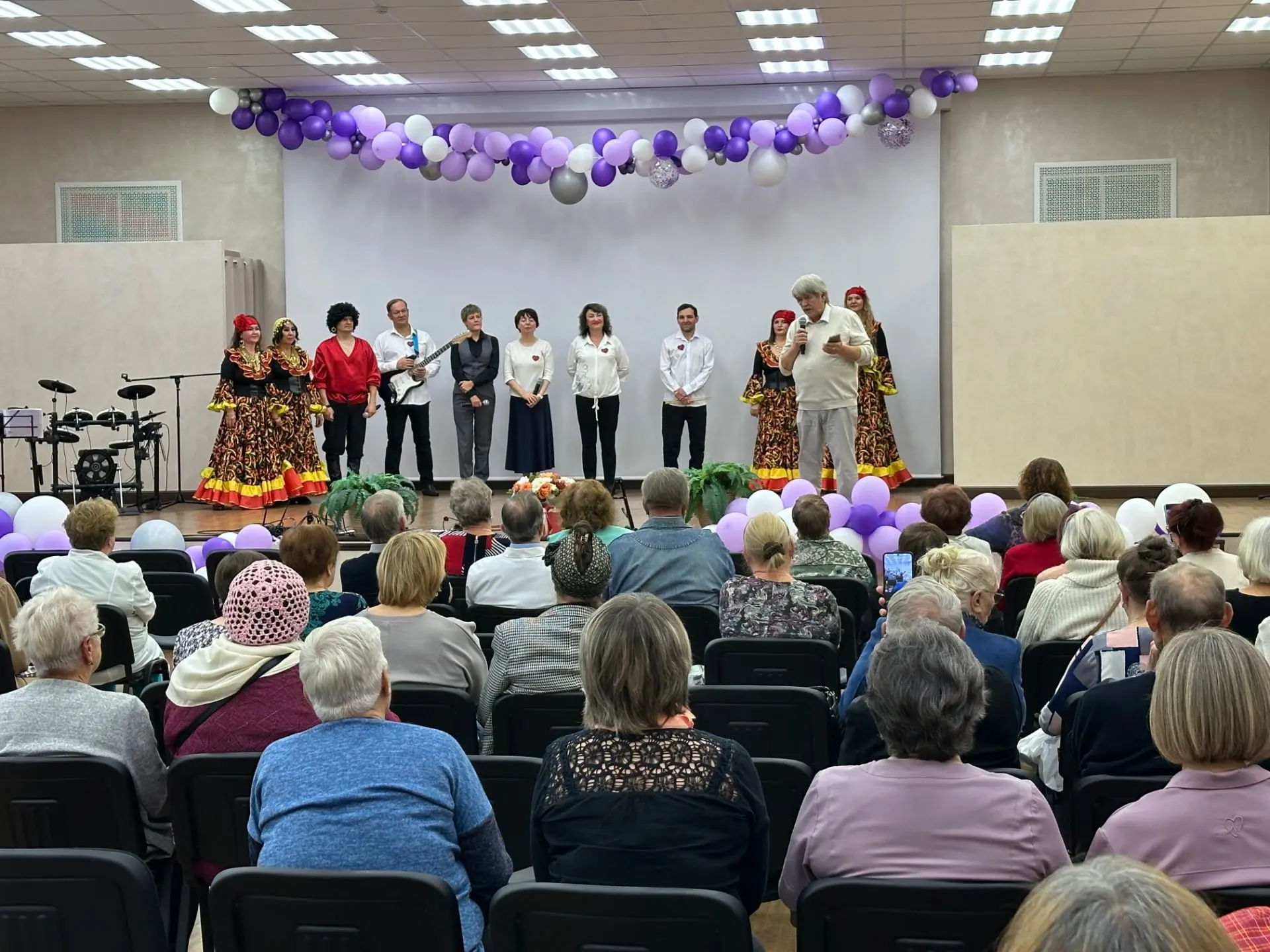 🍁🍁🍁Начало октября - это всегда время для душевной и теплой встречи с нашими ветерана...