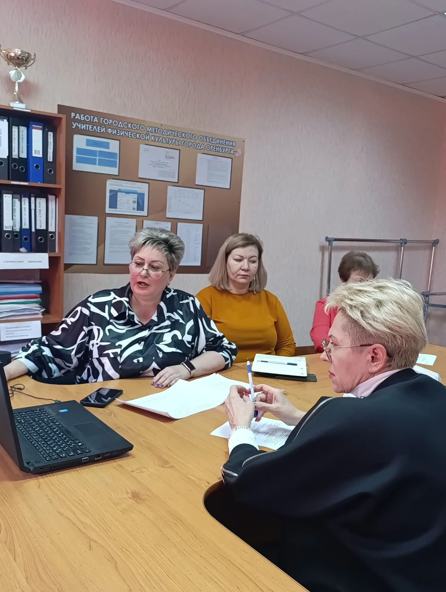 🎓 Поздравляем с успешным прохождением первого этапа!  С гордостью сообщаем, что Никлесова Оксана Вла