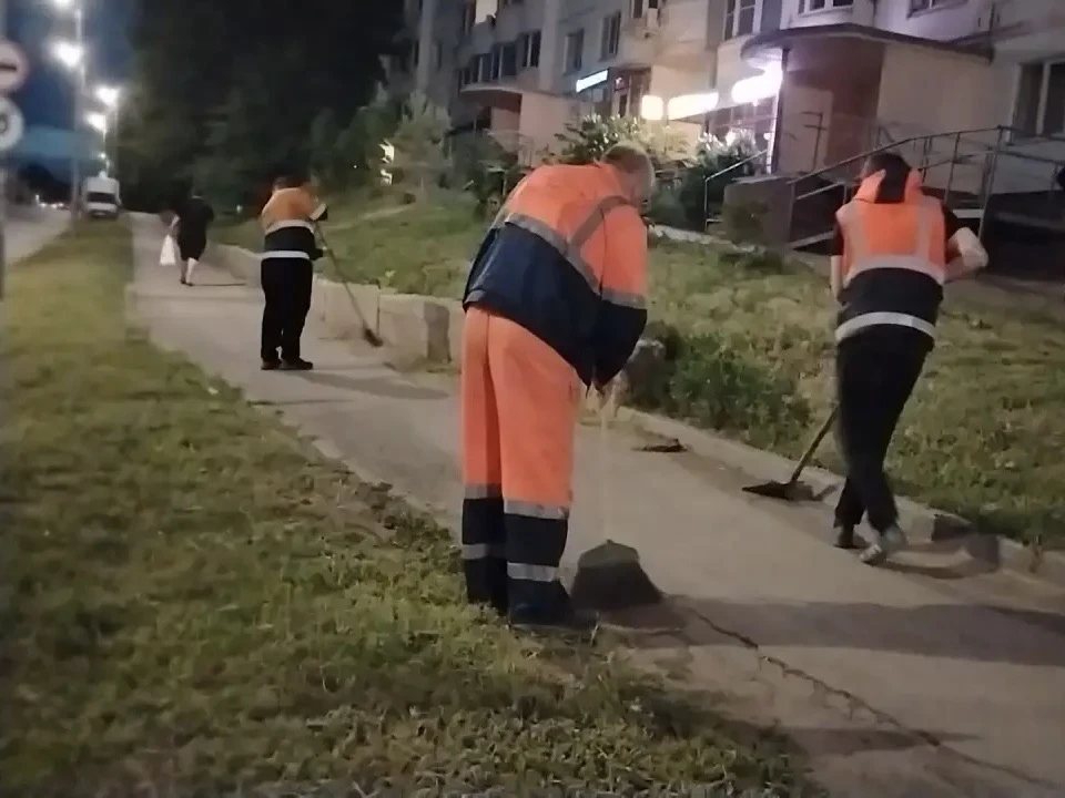 ✅ В Заводском районе продолжаются работы по благоустройству

Коммунальная служба района в усиленном 