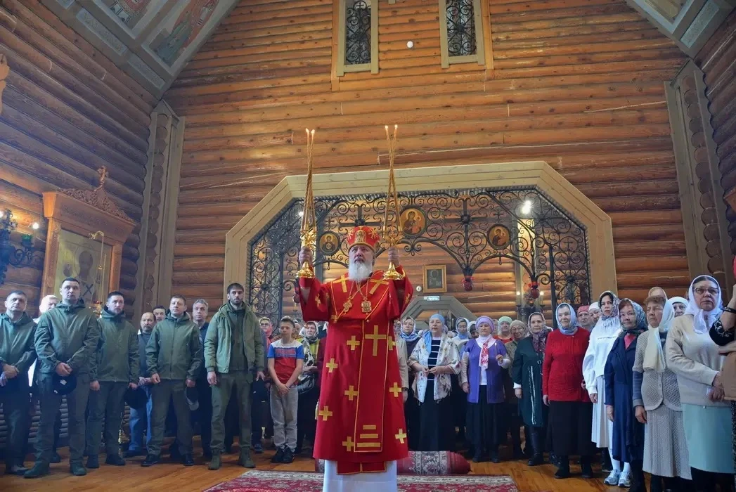 Соборное служение архипастырей Иркутской митрополии в Саянске  19 апреля, в Неделю 2-ю по Пасхе Хрис
