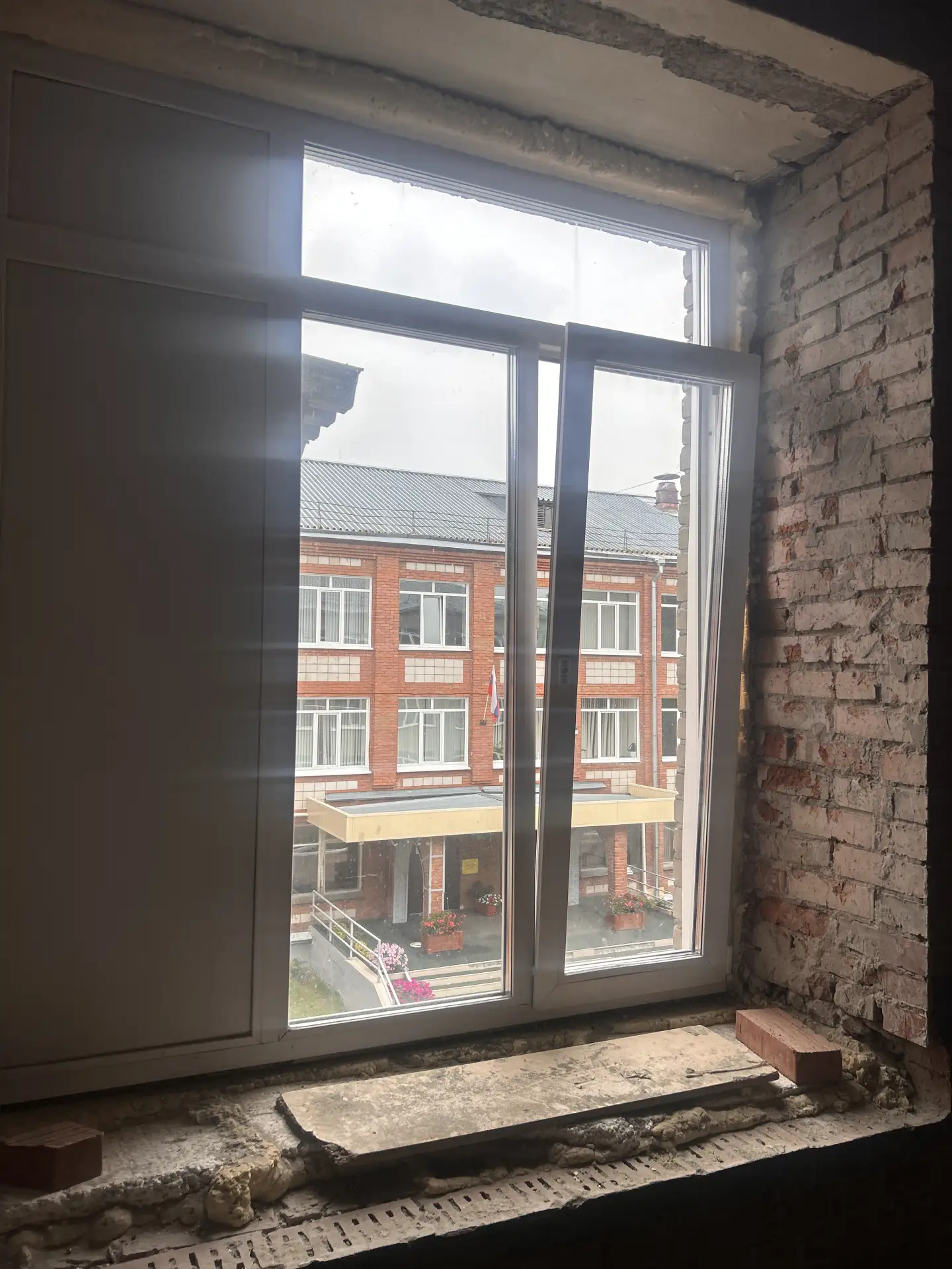 🏫 КАПИТАЛЬНЫЙ РЕМОНТ ШКОЛЫ: ХОД РАБОТ 🚧
Друзья, делимся новостями с объекта! Ремонт школы продолжа