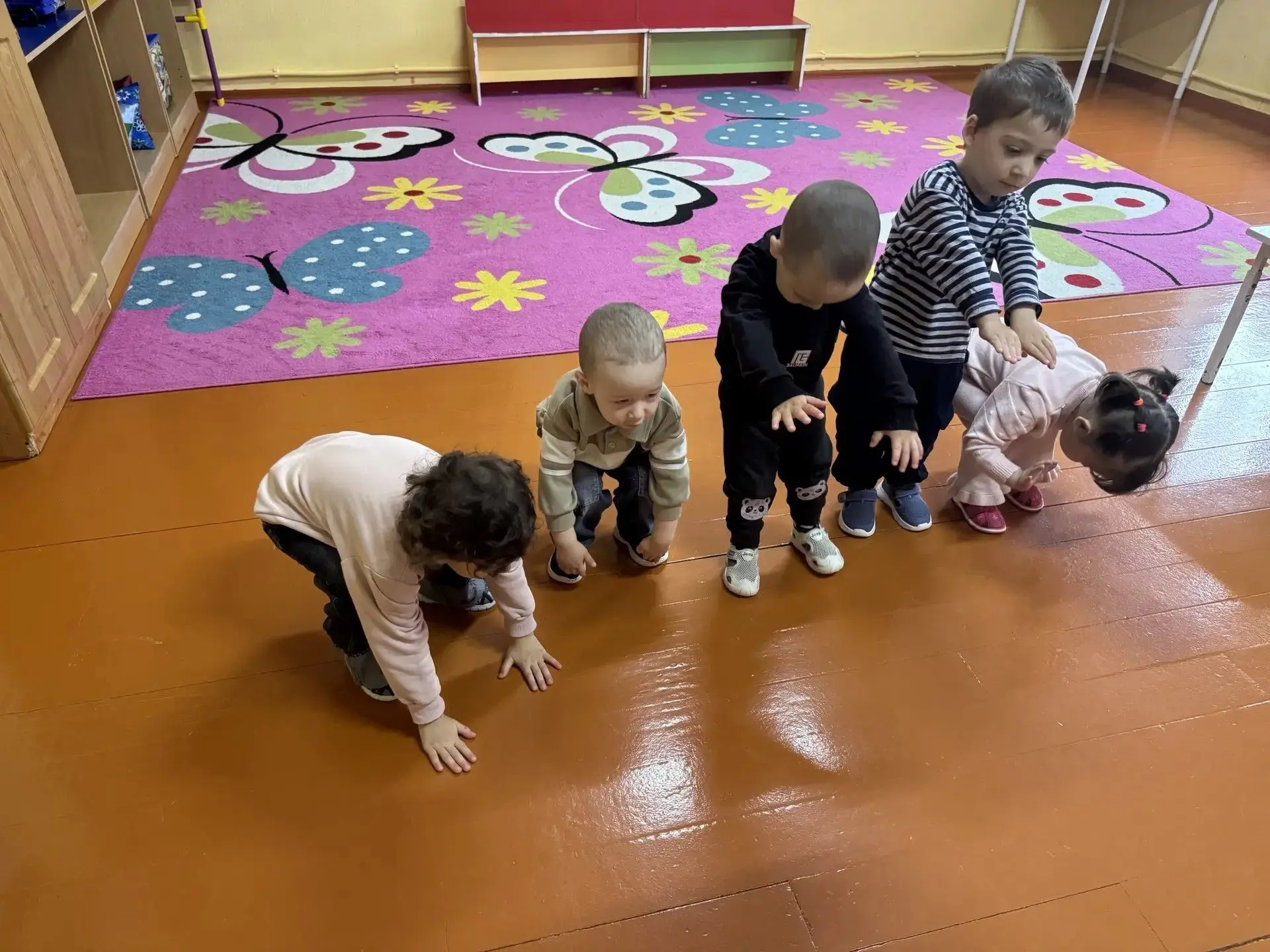 Занятие в младшей группе "Почемучки"