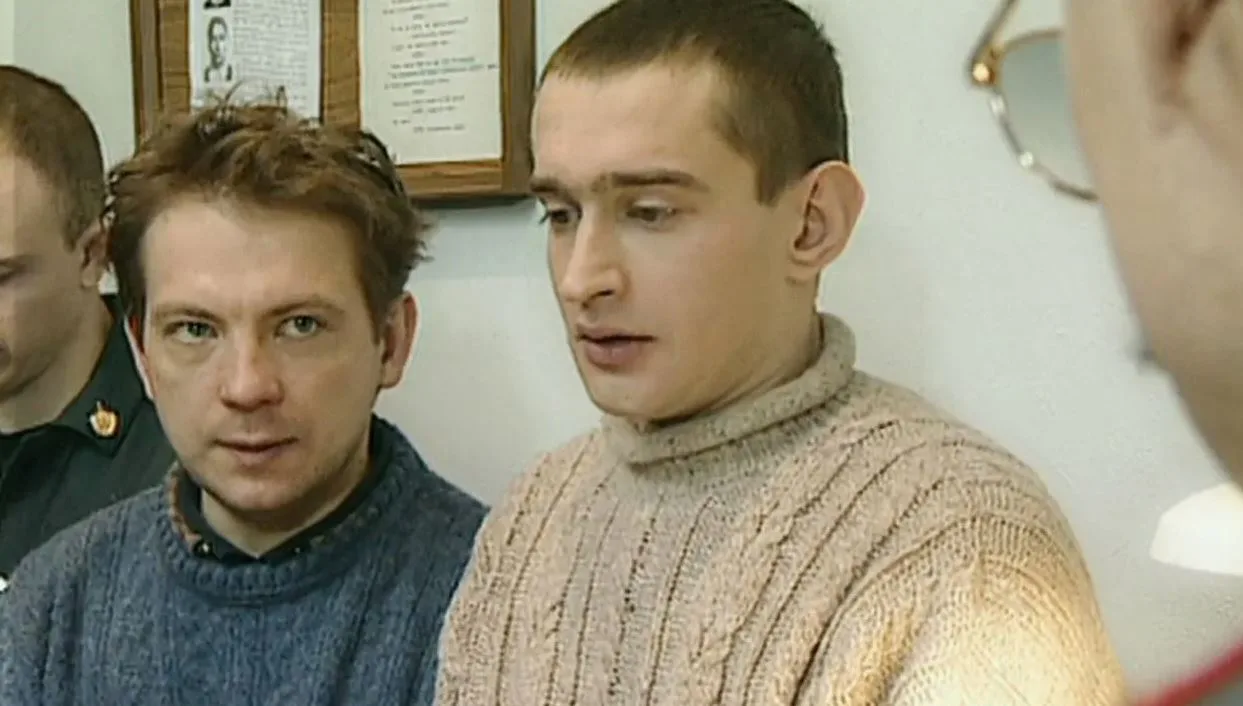 В 1998 году сериал «Улицы разбитых фонарей», снятый с небольшим бюджетом и с малоизвестными актёрами