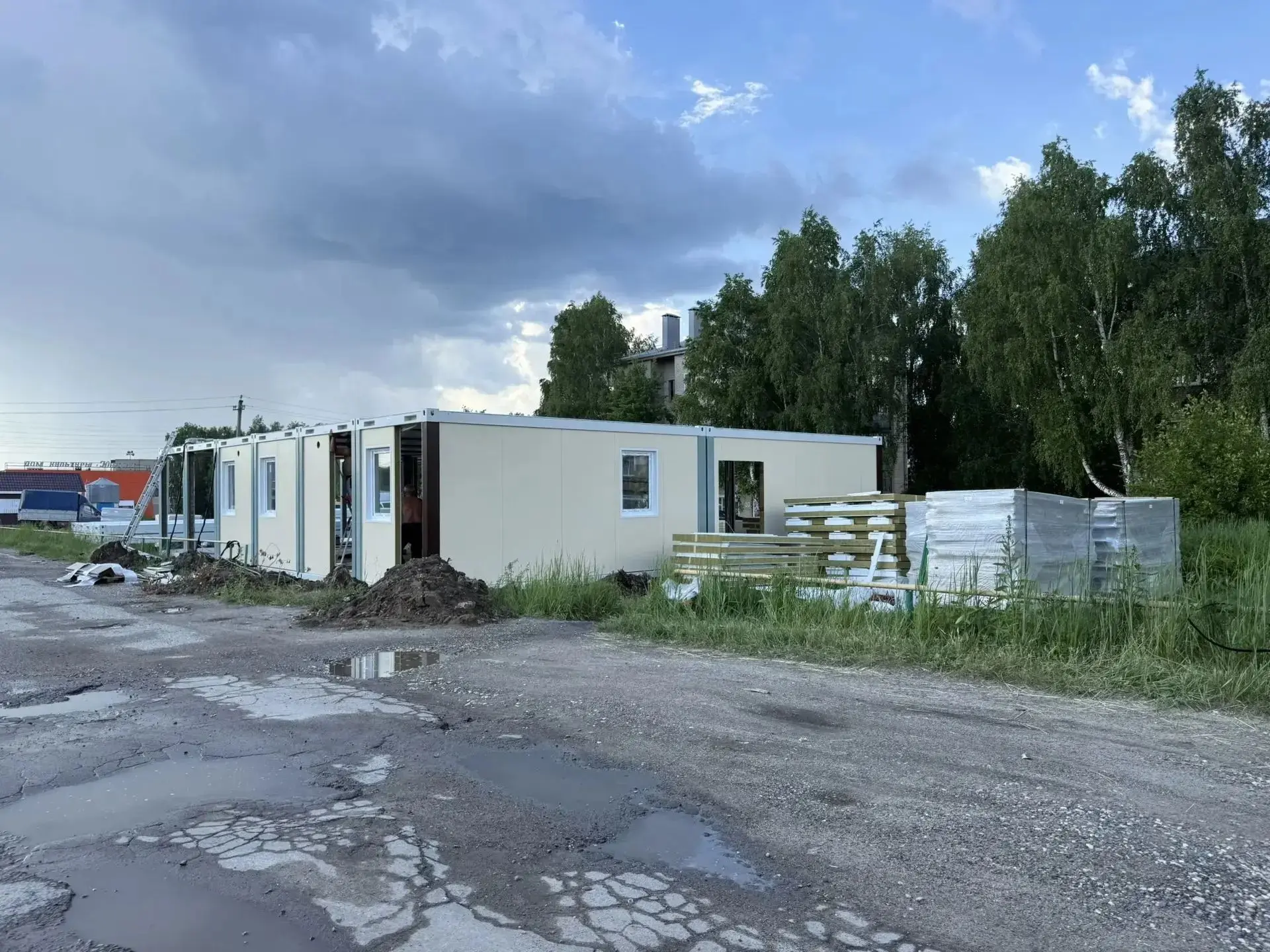 В Бессоновском районе приступили к возведению новой врачебной амбулатории
Благодаря поддержке реализ