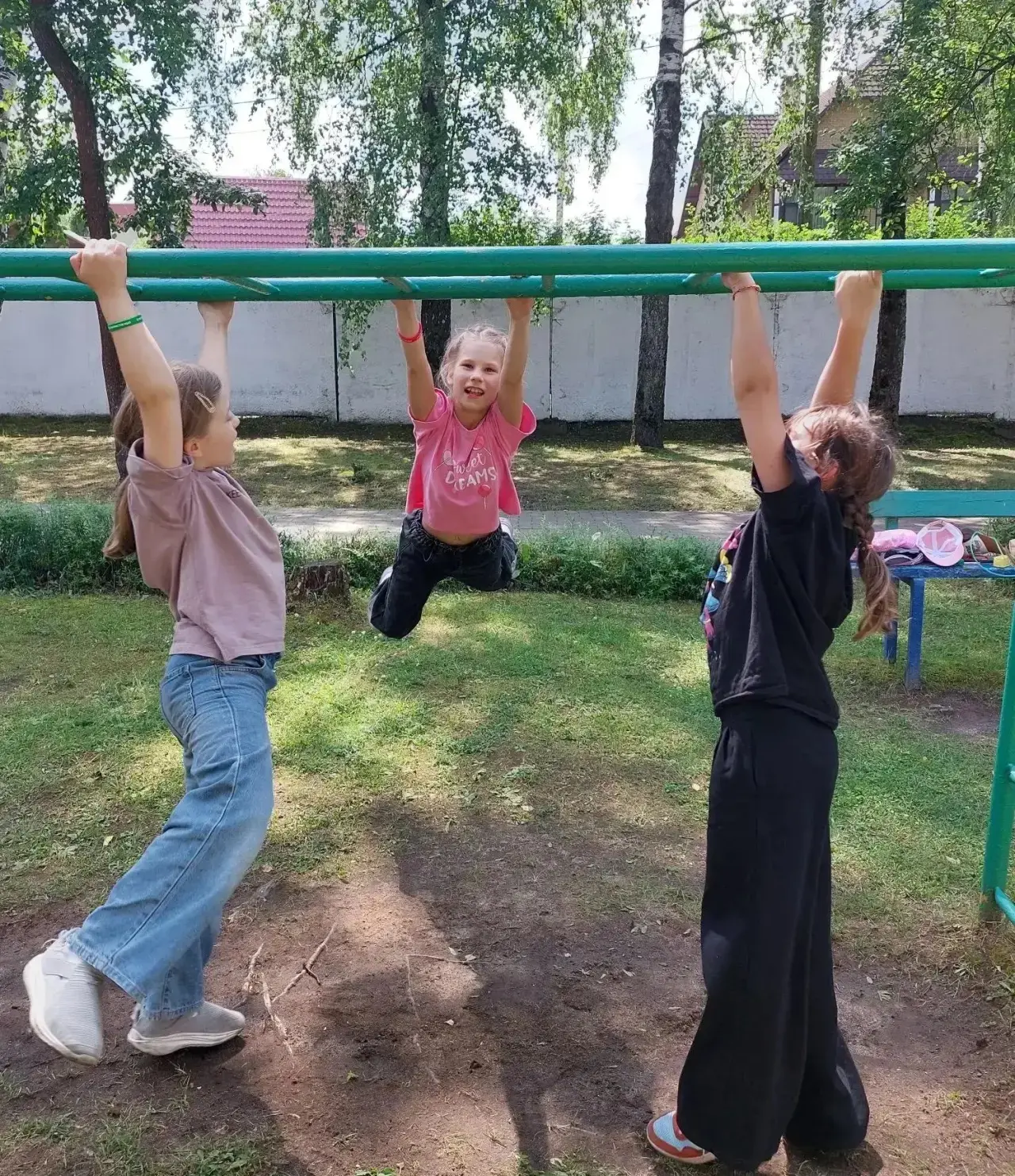 Третья неделя в лагере «Дружба» началась очень весело! Конечно же с зарядки и линейки! Потом был вку
