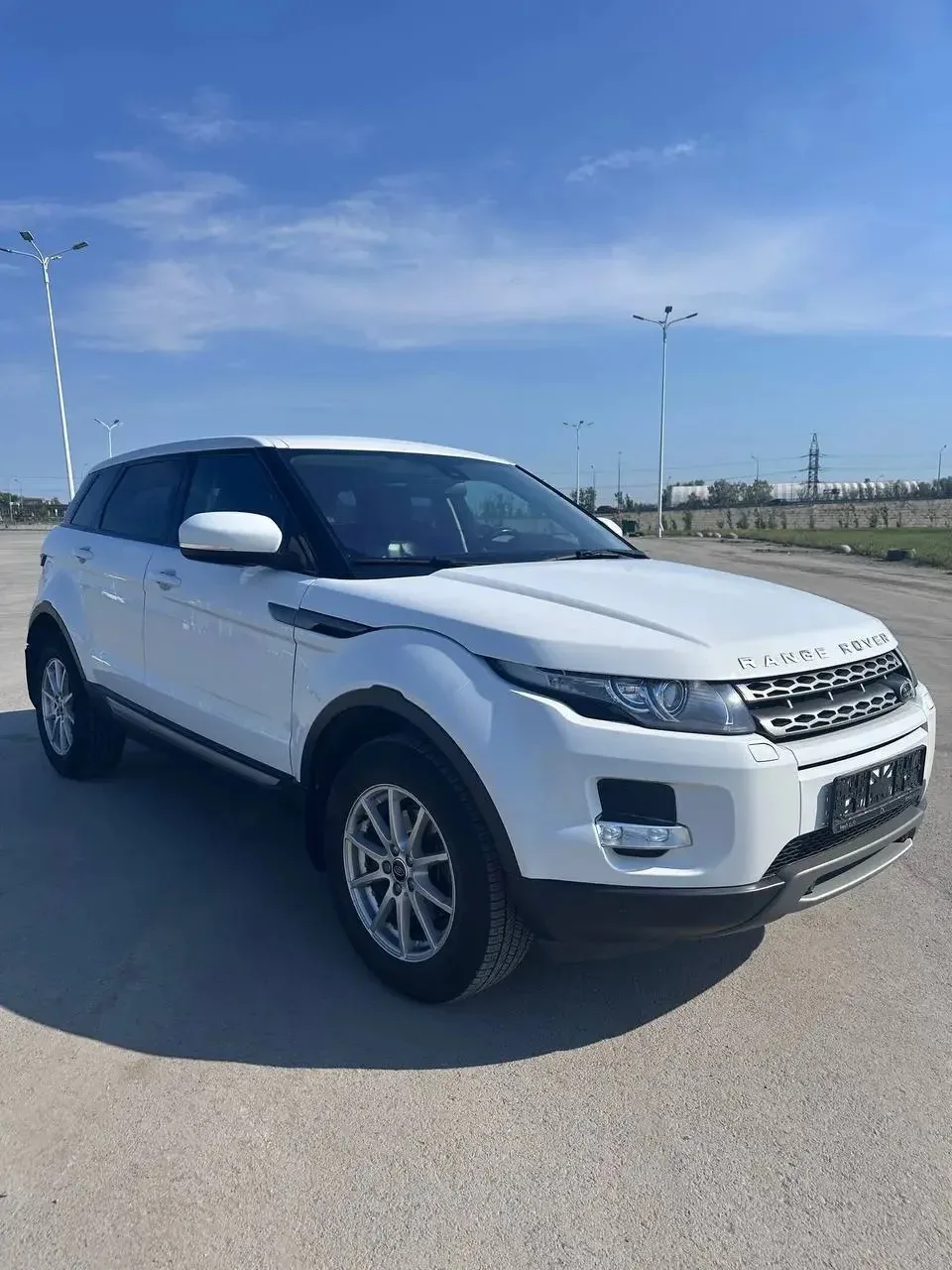 Land Rover Range Rover Evoque 2.0(240л.с) АКПП 4WD 2013 год

Пробег 150000 км оригинальный
Авто в от