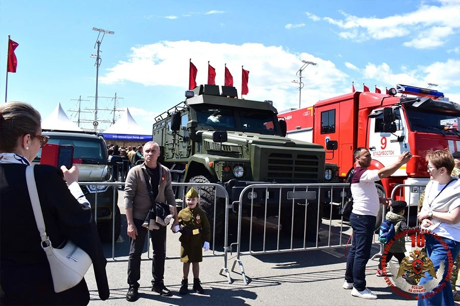Во Владивостоке росгвардейцы представили свою площадку на городском фестивале   📢 На центральной пло