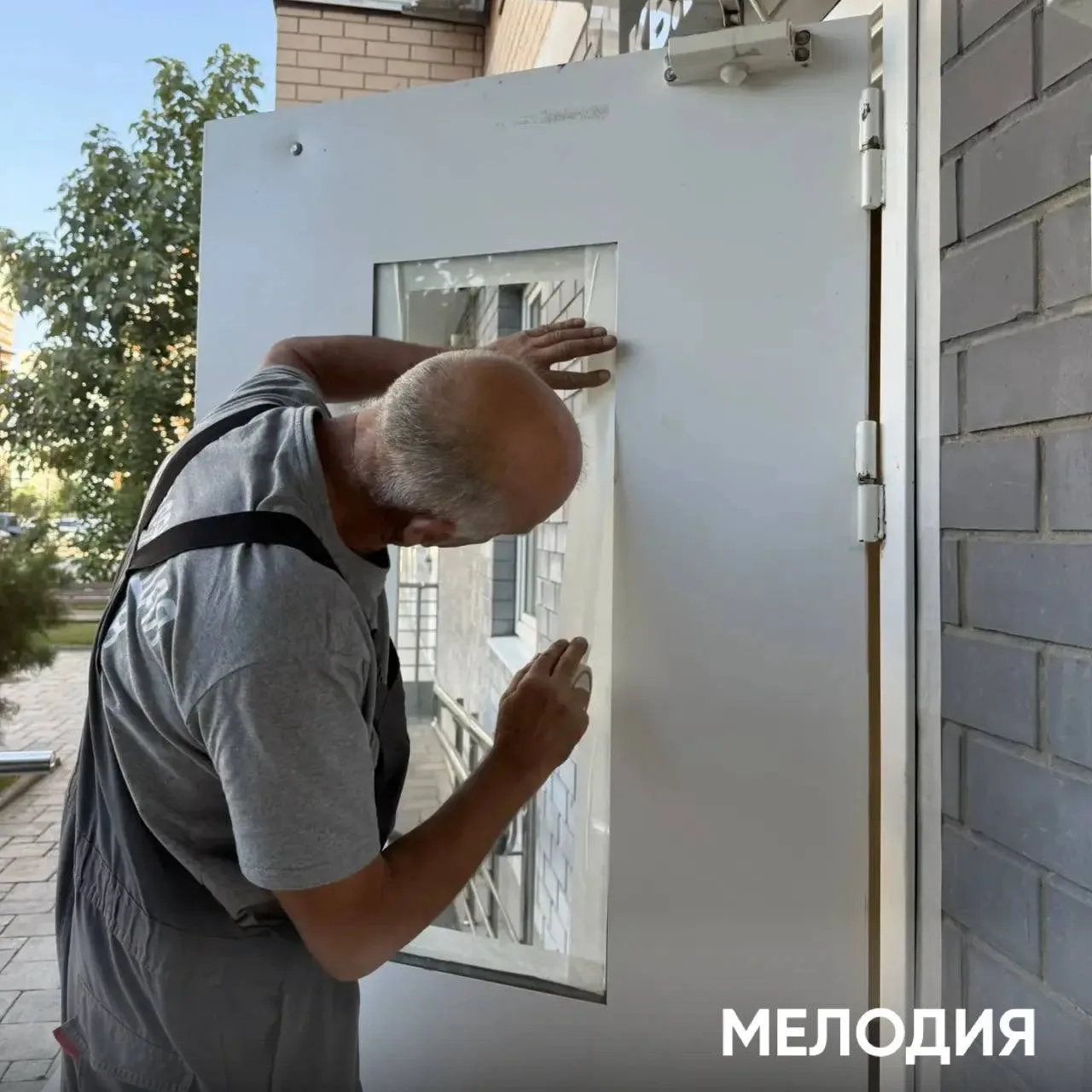 Выполнили замену цилиндрических механизмов дверей в местах общего пользования по необхо...