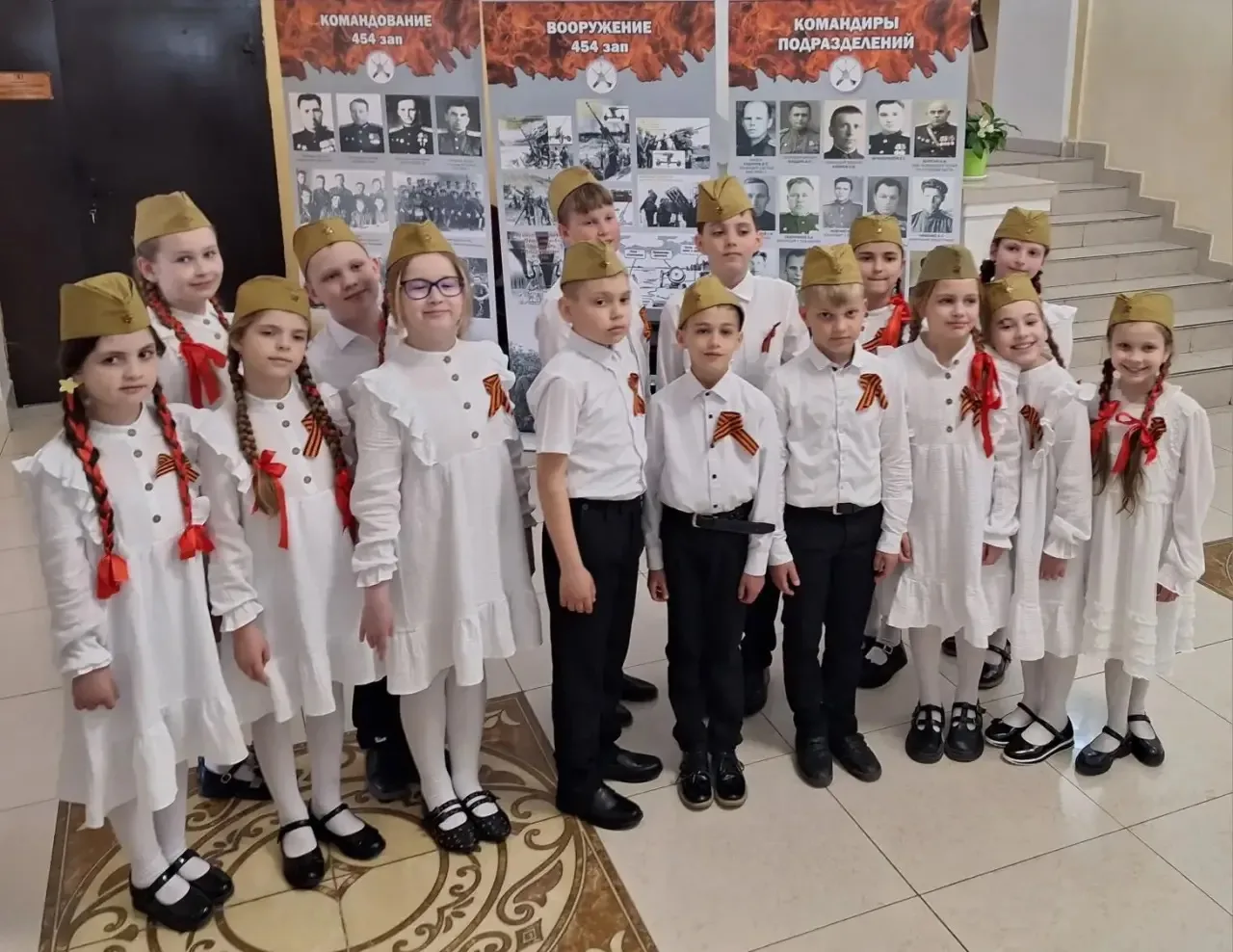 💬 Поддержим наших артистов!  🎼 Вчера наш вокальный коллектив начальной школы «АЛИЕНС» (рук. учитель 