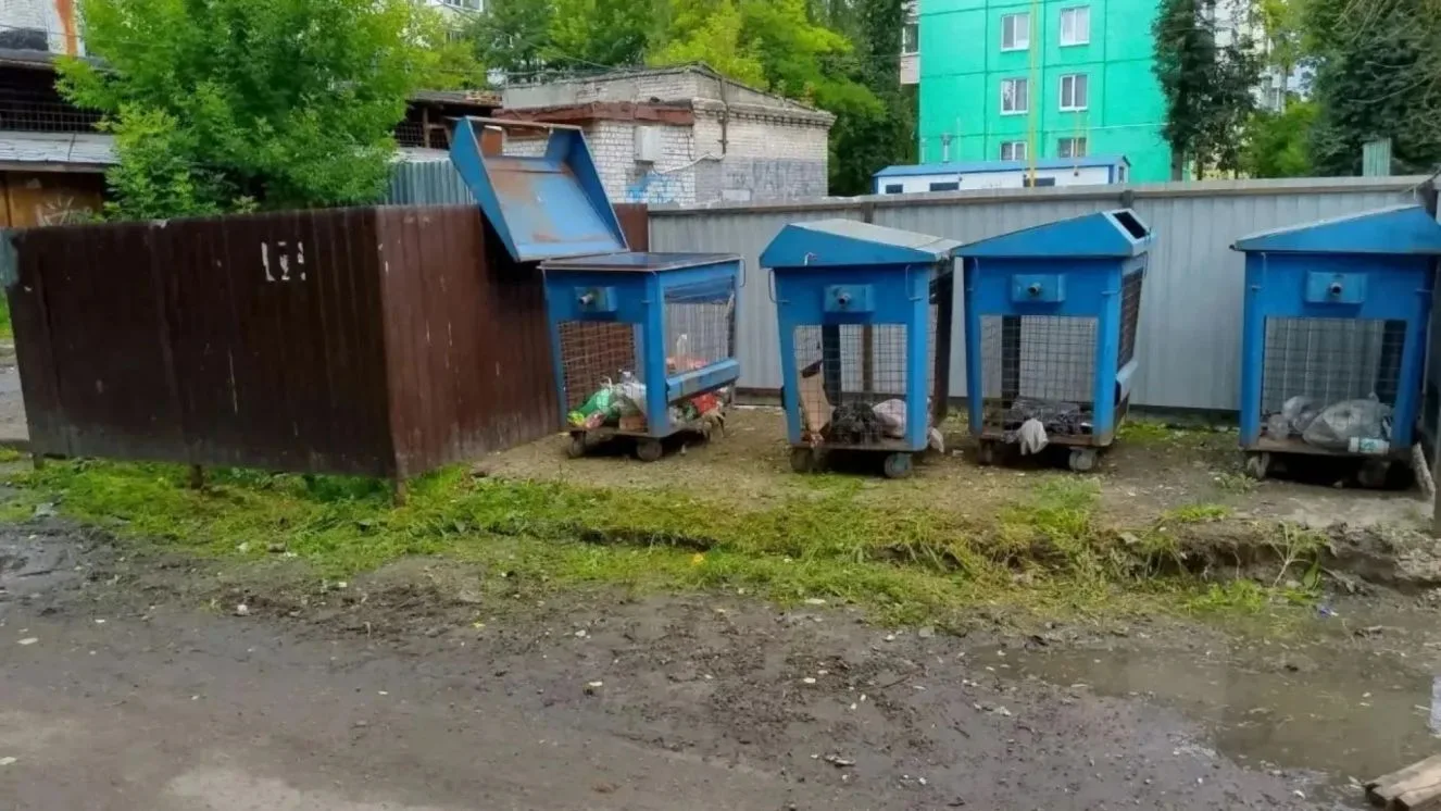 🔷В Брянске ликвидировали свалки у контейнерных площадок на Литейной и Кирова

Дорожники навели поря