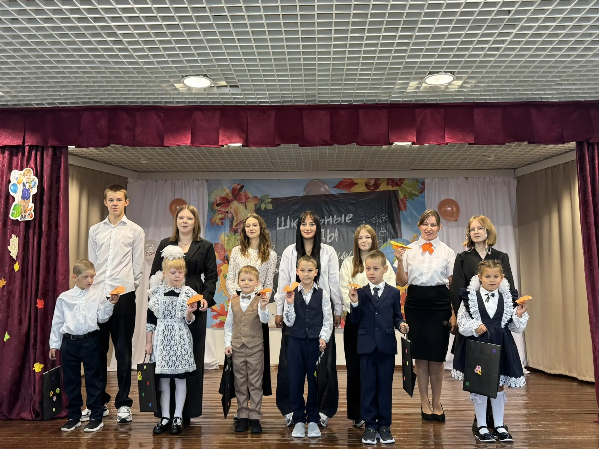 Праздник первого звонка в МОУ «СОШ» пст.Якша