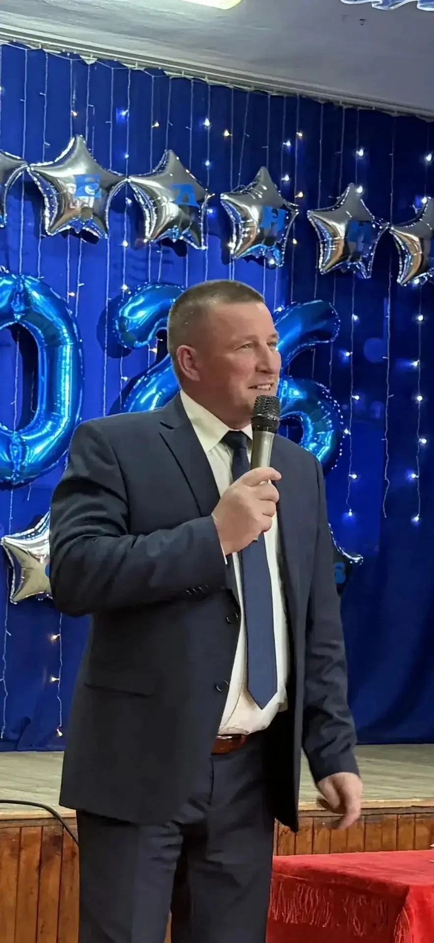 📌Торжественное вручение аттестатов в нашей школе! 🎉

✅Дорогие ученики, родители, педагоги и все на