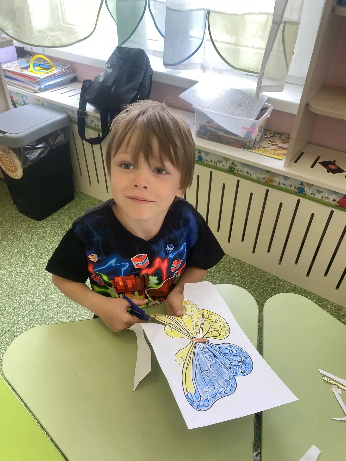 🦋 День бабочек в группе «Умка и Звёздочки»! 🦋

Сегодня, 19 июня, мы с ребятами узнали, что во всём