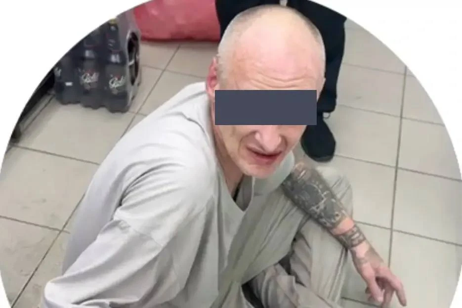 🍾 В Новосибирске мужчина выпил водку, ожидая задержания за кражу