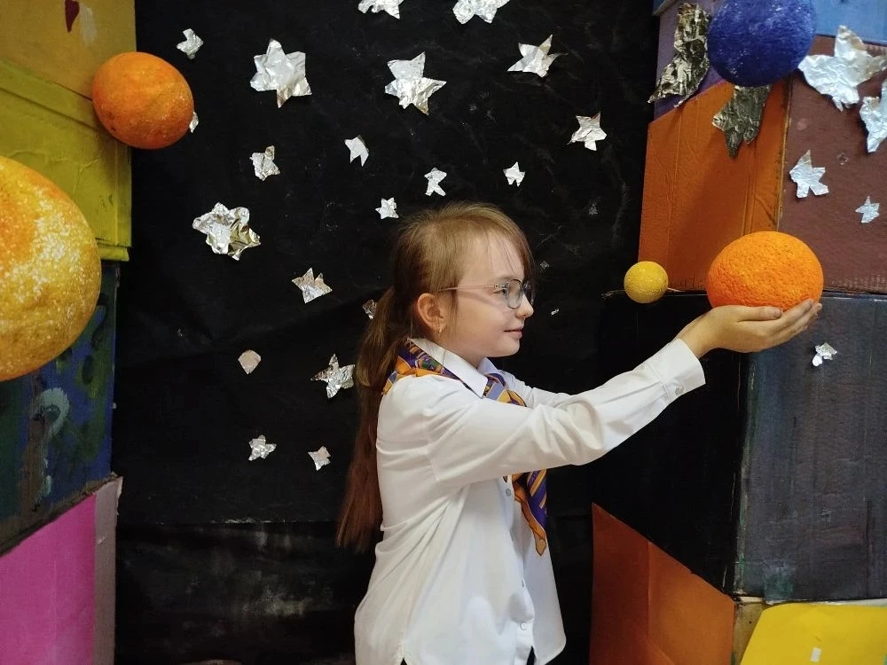 КОСМИЧЕСКИЕ ПРИКЛЮЧЕНИЯ 🚀: НАШИ ЮНЫЕ ИНЖЕНЕРЫ 👩‍🔧👨‍🔧 У ВАС В ОБЪЕКТИВЕ 📸  Всю космическую неделю (а 