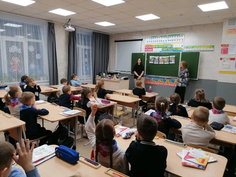 ❤️ Орлята узнали как стать настоящим добровольцем    На днях наставники «Орлят» провели заключительн
