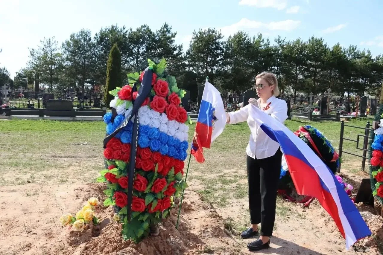 🇷🇺 В Ступино почтили память погибших героев  В городском округе Ступино продолжаются мероприятия, на