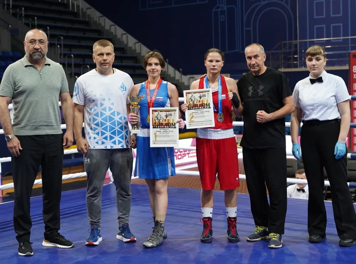 Лучшие! Тверские боксеры стали чемпионами ЦФО 🥊🥇🥇

С 9 по 13 июня в подмосковных Химках прошел че