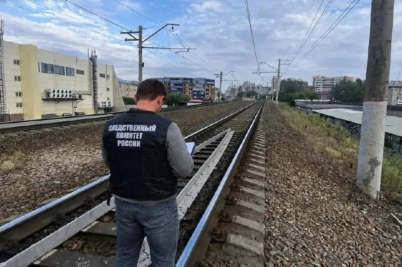 ❗️Женщину в наушниках сбил поезд в Красноярском крае