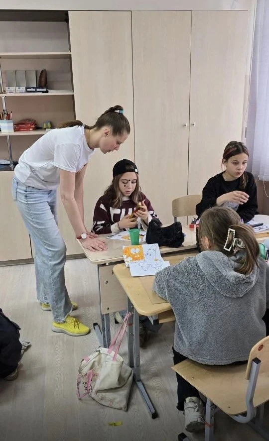 Познавательно проводим лето☀️

Этим летом на базе пришкольного лагеря Основной школы №32 «Центр внеш