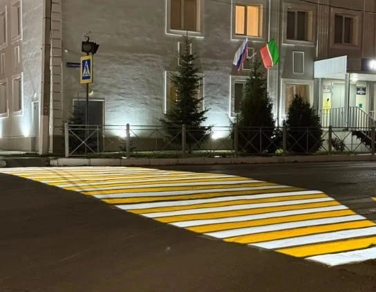 🚸 В Мамадыше «зебра» теперь светится и у здания полиции