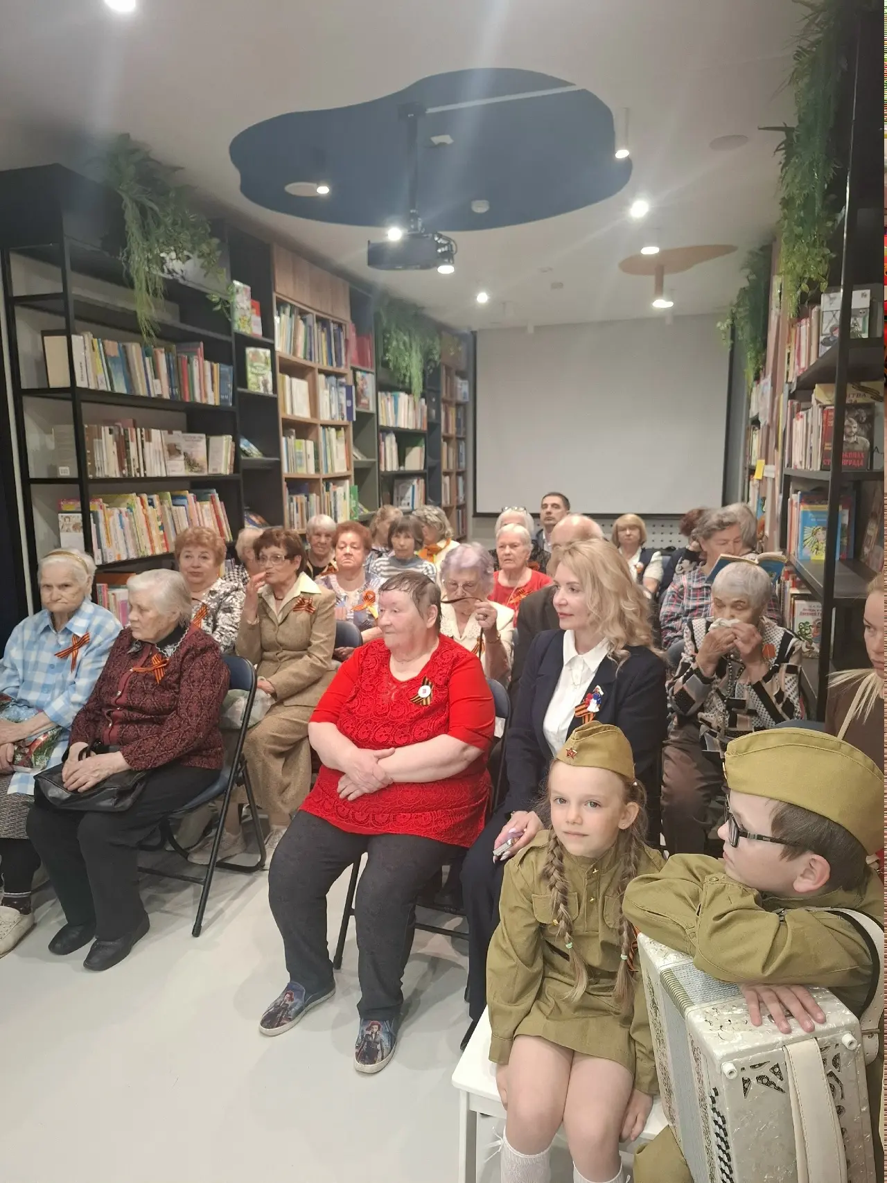 Сегодня сердце наполнилось особым теплом — в библиотеке «Клевер» на улице Архангельской...