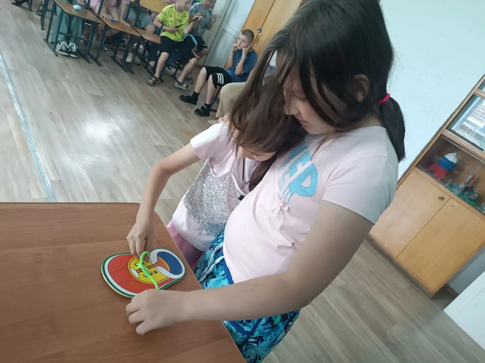 Сегодня 17 июня в лагере " Техноград" прошло мероприятие " Тропа доверия". Дети получили возможность