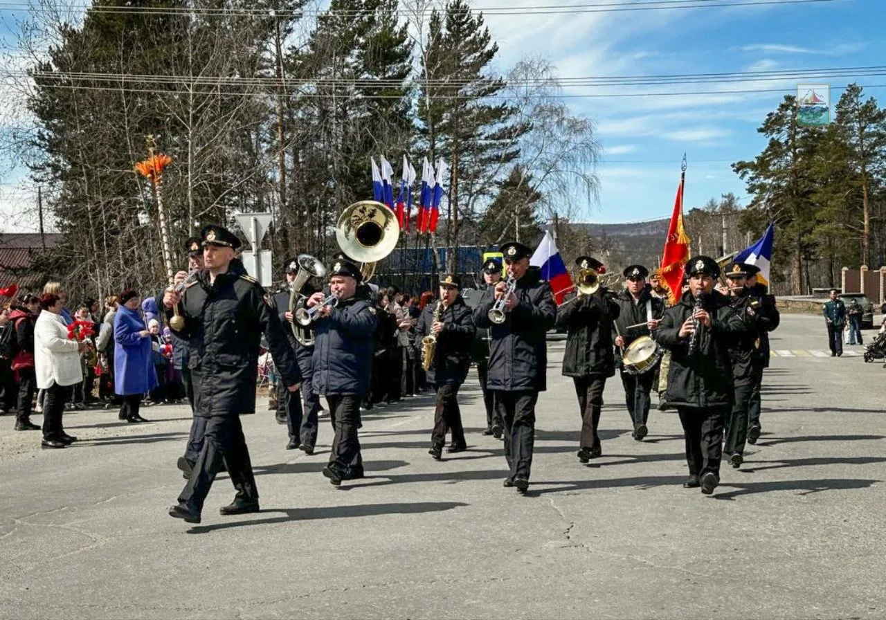 🇷🇺В микрорайоне Заречный прошёл митинг, посвящённый 81-летию Победы в Великой Отечественной войне  8
