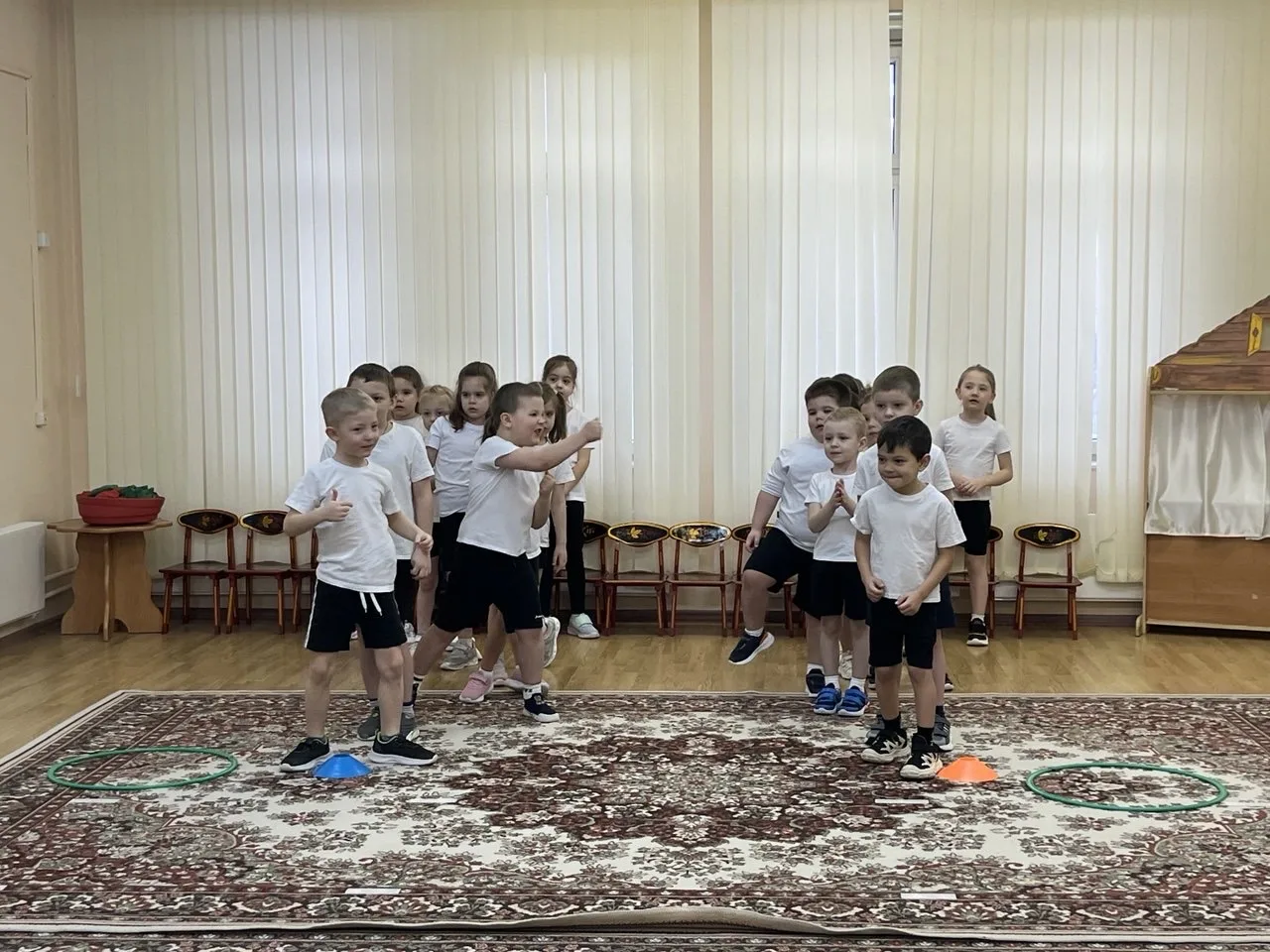 «Веселые старты» для будущих героев!  🇷🇺Старшая группа №2 вместе с учителем физкультуры, Дмитрием Иг