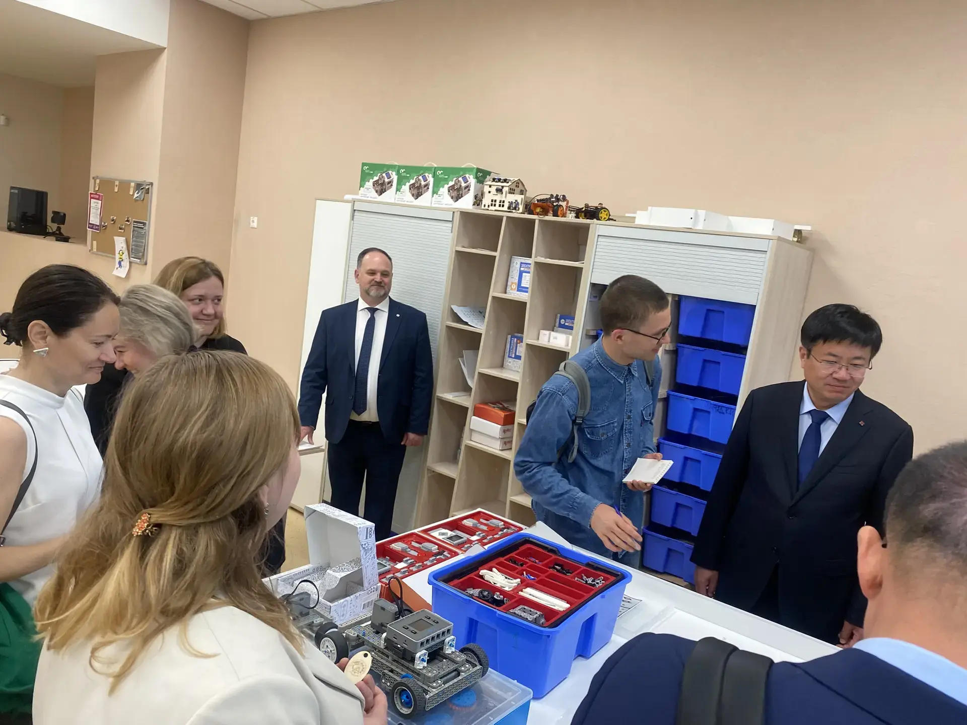 Новые горизонты образования: Омская область укрепляет сотрудничество с Китаем  Сегодня на базе Техно