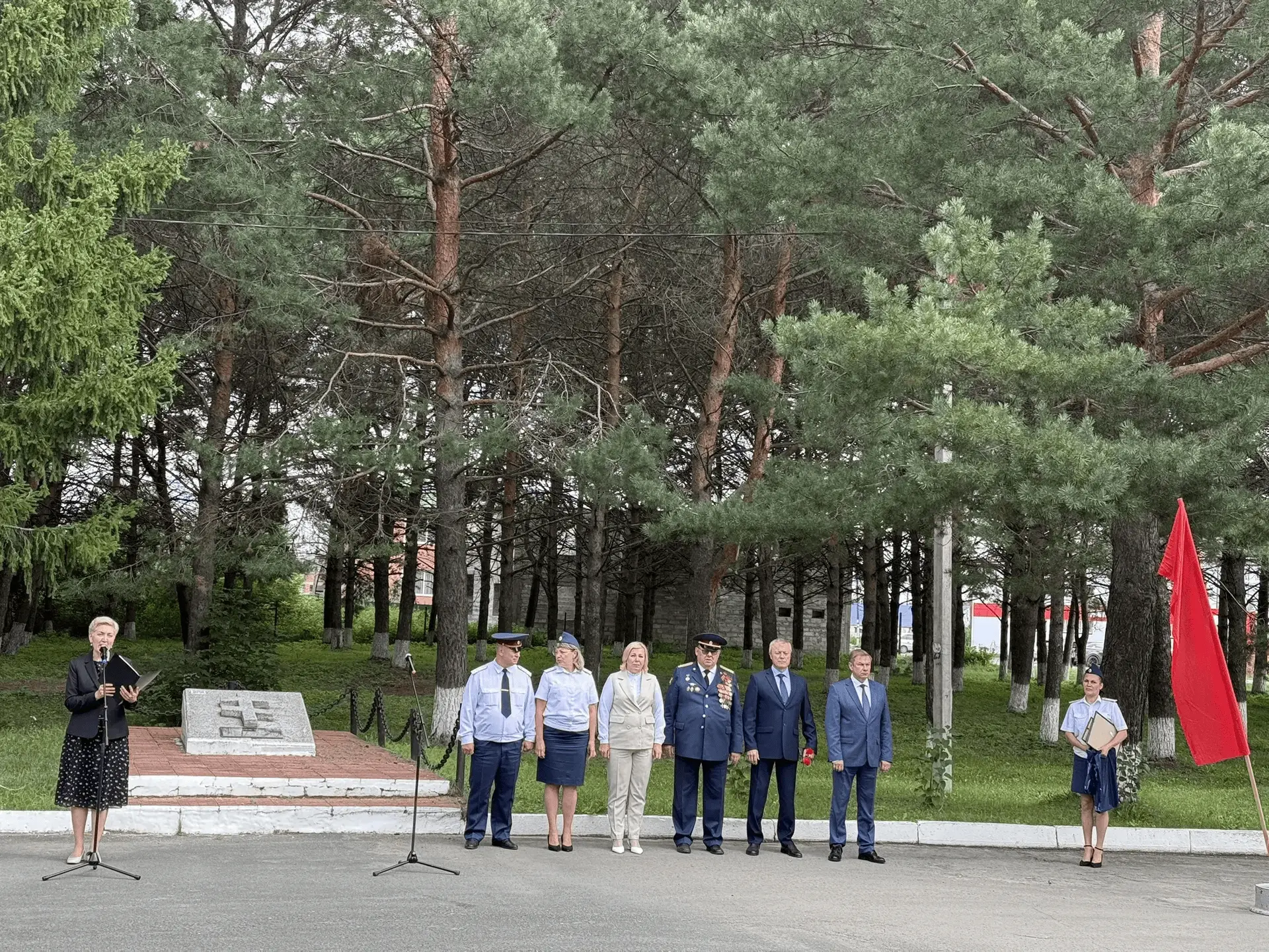 19 августа на площади Победы села Уват состоялось торжественное мероприятие, объединивш...