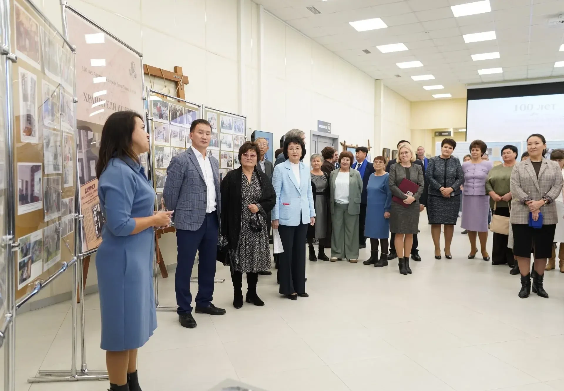 Хранители времени: архивная служба республики отмечает вековой юбилей!