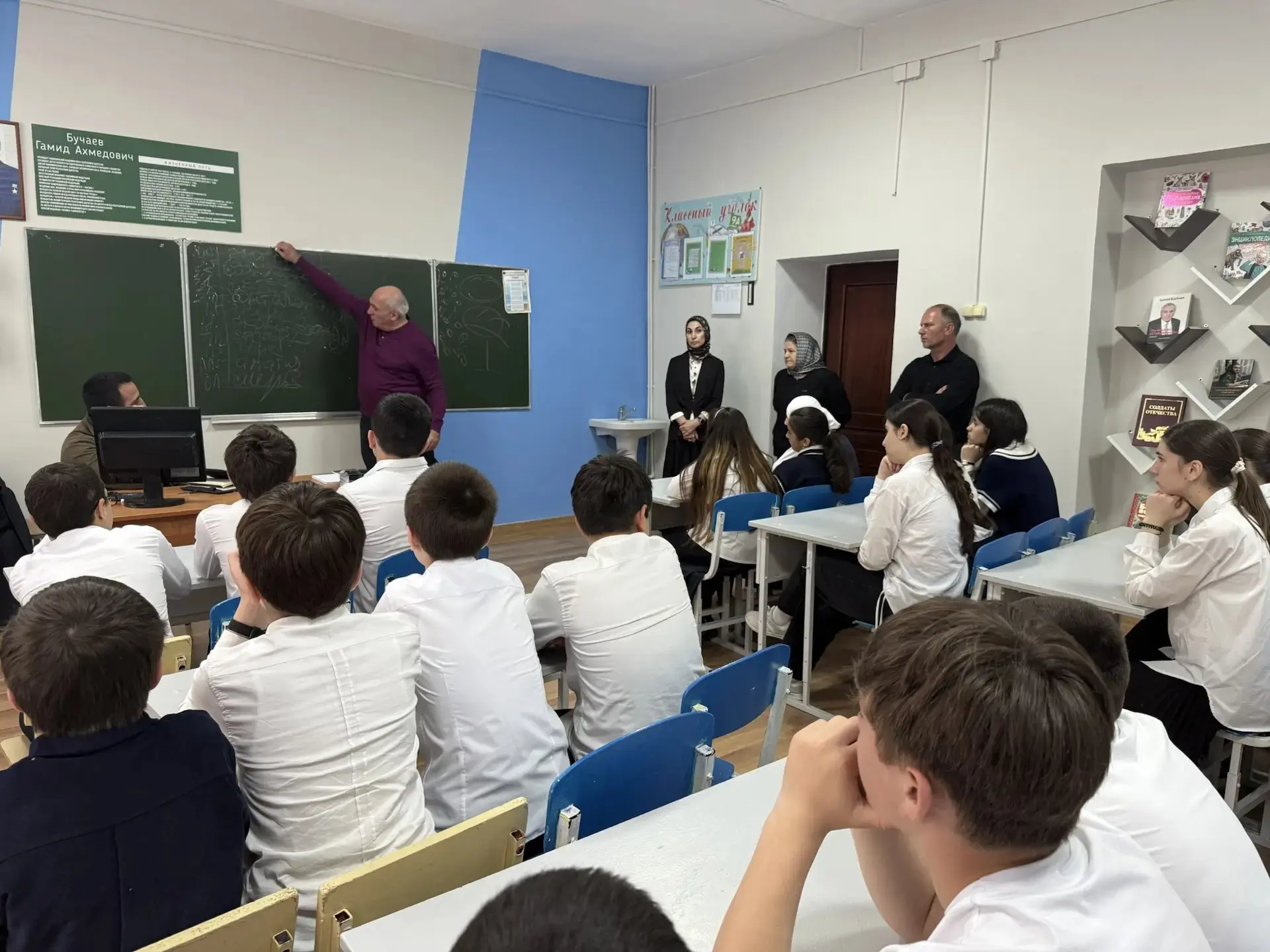 📚✨ Сегодня в Нижнеказанищенской школе ✓ 2  состоялась важная встреча с кандидатом исторических наук,