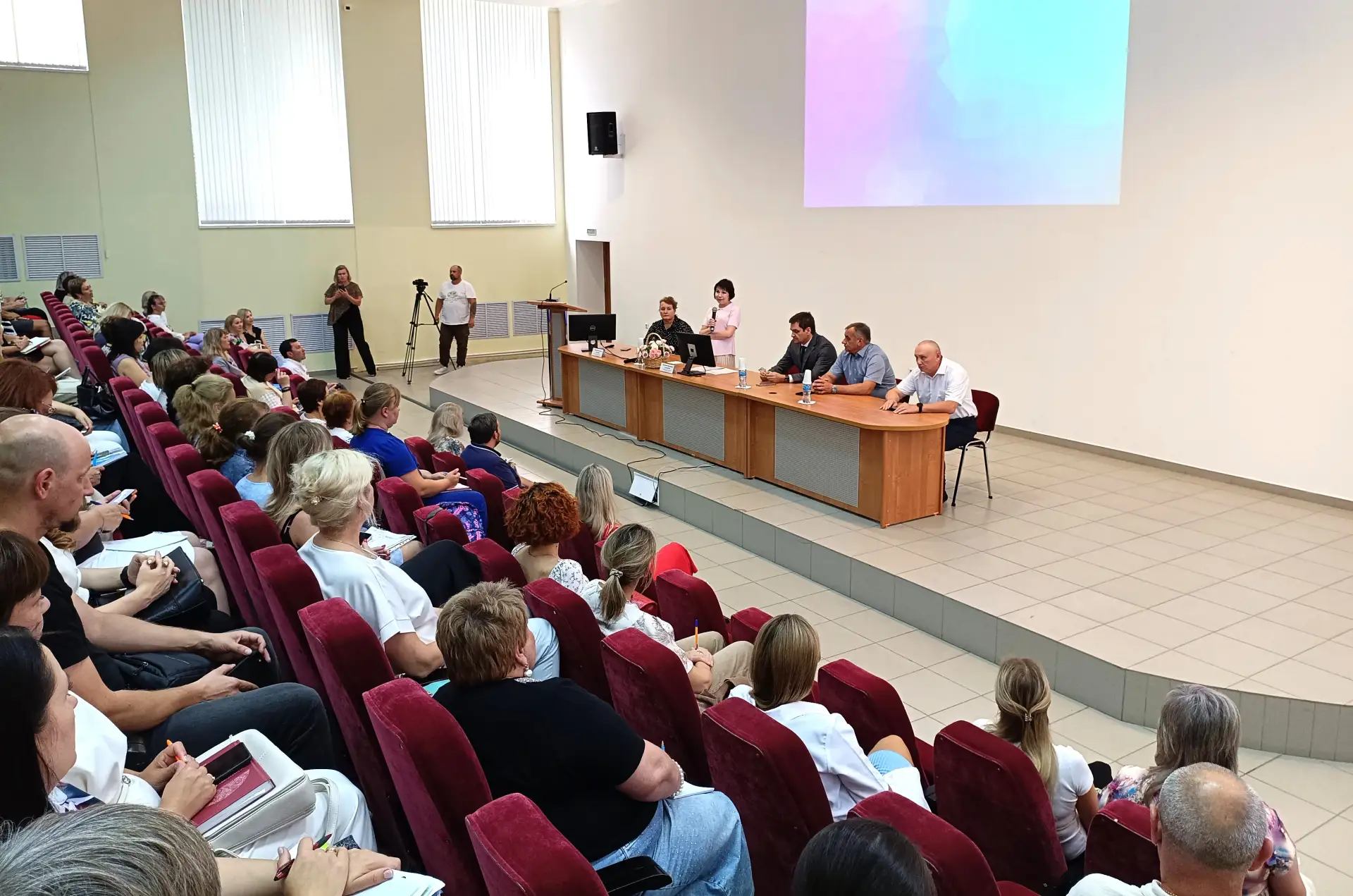 В Оренбуржье начинается обучение наставничеству врачей и медицинских сестер 

Сегодня на базе Оренбу