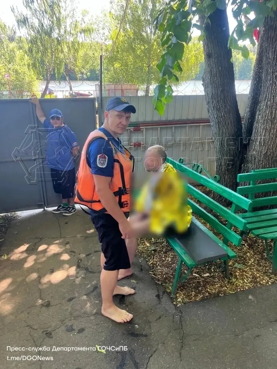 Спасли мужчину на Большом Садовом пруду

🚨Утром 21 июня дежурной сменой поисково-спасательной станц