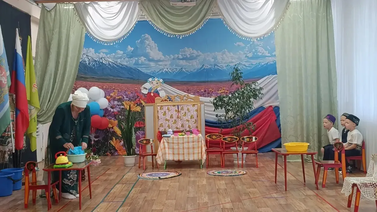 🌿 **Татарская мудрость на сцене нашего детского сада!** 

Сегодня наши ребята превратились в настоя