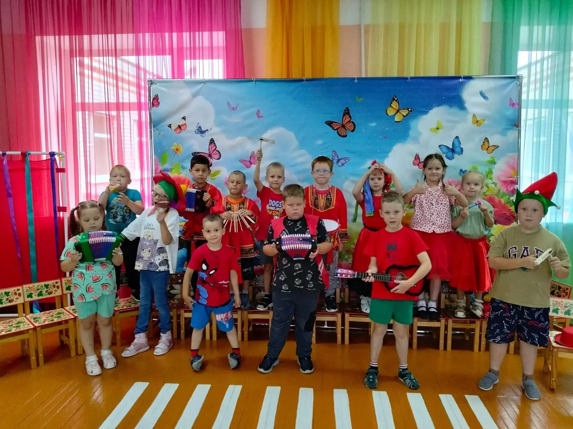 🌈 Радужная неделя в нашем ДОУ стартовала!
Сегодня, 20 июля, в нашем детском саду началась — «Радужн