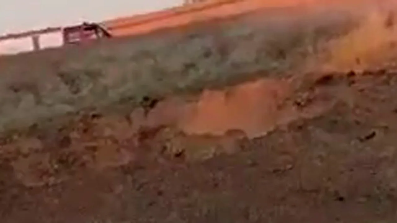 В Польше произошёл мощный взрыв, обнаружены обломки неизвестного объекта

В районе села Тарнава-Коло