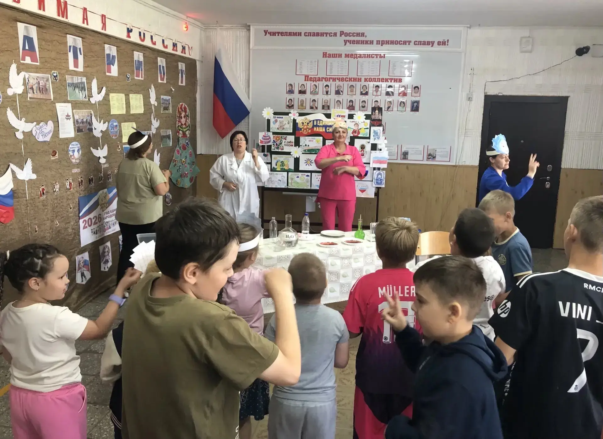 19 июня 

 В лагере "Патриот" МОУ Загоскинской СОШ имени Зимина прошёл увлекательный и познавательны